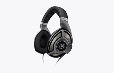 SENNHEISER HD 700