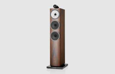 Bowers & Wilkins 703 S3 - diffusore da pavimento in arrivo